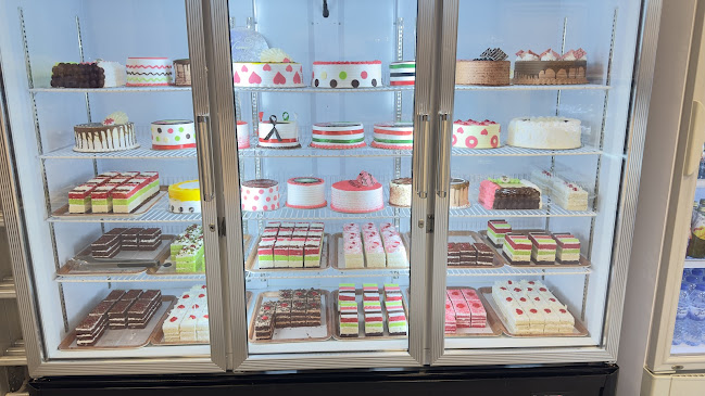 AL MANAL BAKERY LLC مخبز المنال - Hospitality and gastronomy