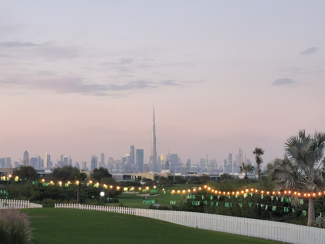 The Duck Hook - Dubai