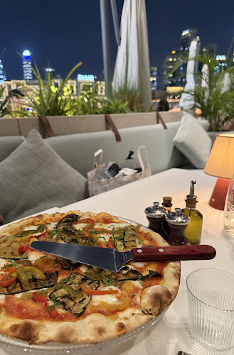 TDM GF 319, Dubai Mall - Dubai