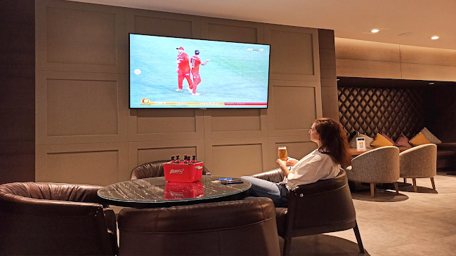 Bur Dubai - Grayton Hotel - 12A St - Al Mankhool - Dubai