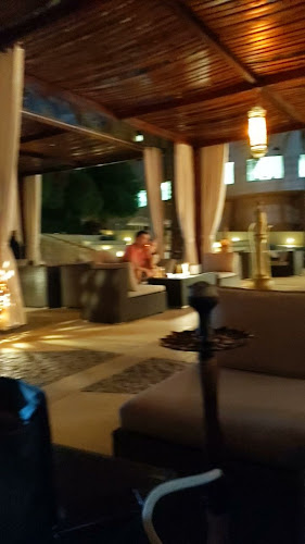 Sheraton Abu Dhabi Hotel & Resort، Corniche Road East - Abu Dhabi