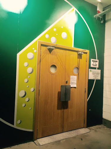 Spinneys Liquor Al Bandar - Hospitality and gastronomy