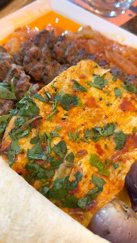 Comentarii opinii despre RAWABI AL SHAM RESTAURANT & BUTCHERY -Al Nahda Branch