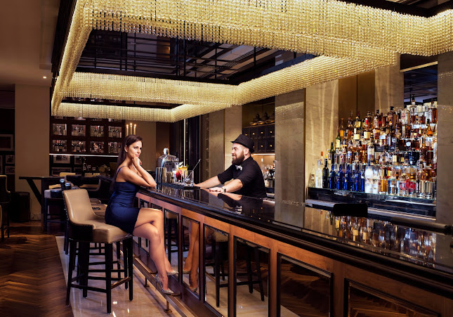 H Bar - Hospitality and gastronomy