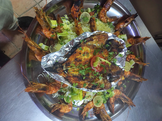 89X7+4V4 بالقرب من سوق السمك - Unnamed Road - Sharjah