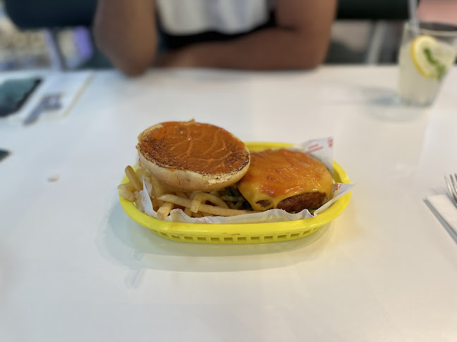 Neat Burger - Hospitality and gastronomy