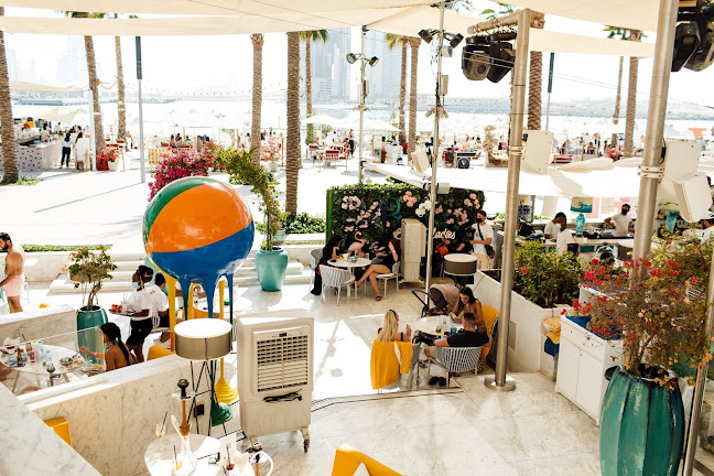 Praia | Beach Restaurant & Lounge | FIVE Palm Jumeirah - Hospitality and gastronomy