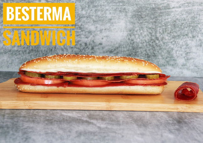 Al Khalidia St - Al Majaz 3 - Al Majaz - Sharjah