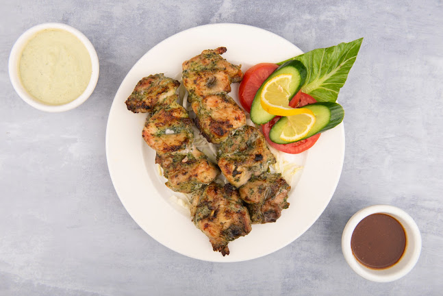 Sheikh Zayed Rd - behind Mall of The Emirates - Al Barsha - Al Barsha 1 - Dubai