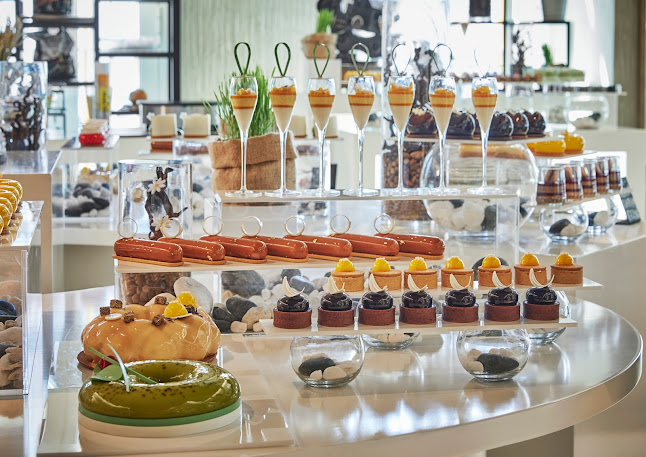 Comentarii opinii despre Crust