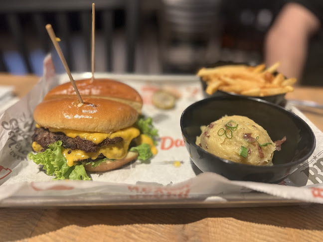 LEVEL 3, Abu Dhabi Mall - Abu Dhabi