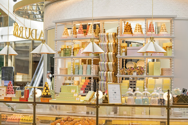 Ladurée Dubai Mall Extension - Hospitality and gastronomy