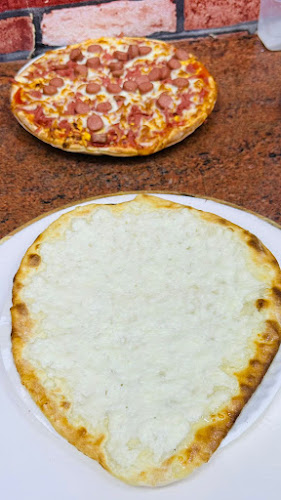 فطاير عالطاير fatayer altayer - Hospitality and gastronomy