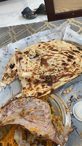 مطعم بيت البخاري - Abu Dhabi