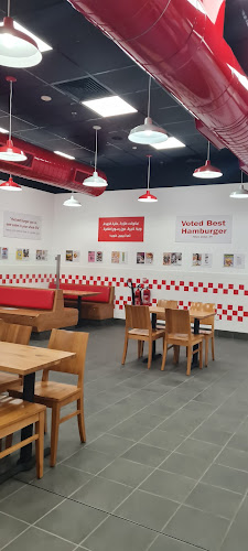 Five Guys Festival City Mall - Hospitality and gastronomy