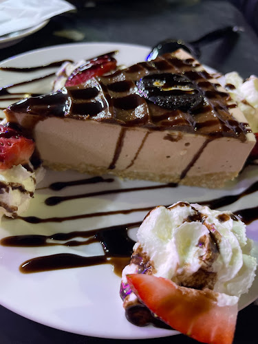 Opinii despre Berlin Restaurant & Coffee Shop în Sharjah - Hospitality and gastronomy