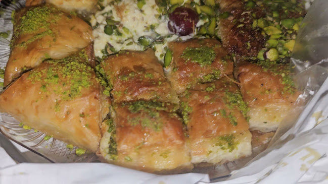 Opinii despre Restaurant & Sweets Dhiya Al Sham în Sharjah - Hospitality and gastronomy