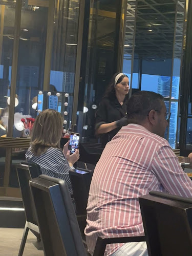 Fashion Avenue 3.Floor, Mall P7, Fashion Parking - Dubai Mall - Sheikh Mohammed bin Rashid Blvd - Burj Khalifa - Dubai