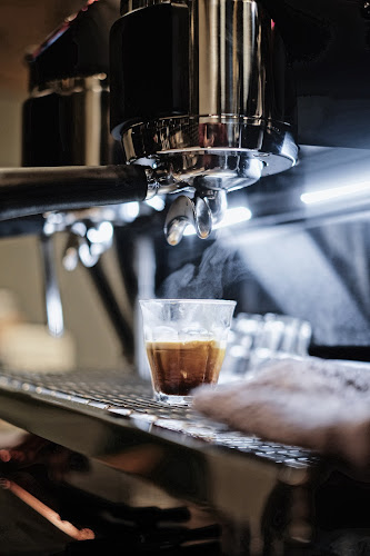 Slash Coffee Airport Rd - Abu Dhabi