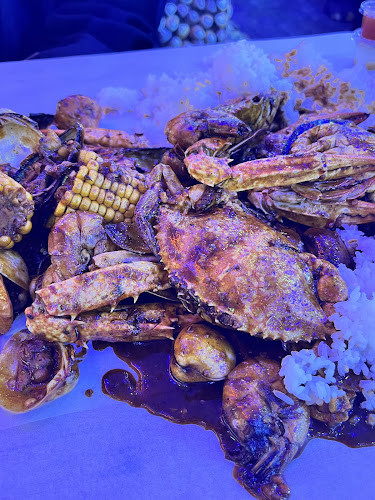 Opinii despre Dampa Seafood Grill - Abu Dhabi Almariah mall în Abu Dhabi - Hospitality and gastronomy