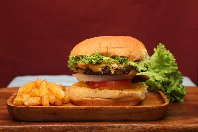 Tea time cafteria sevenland