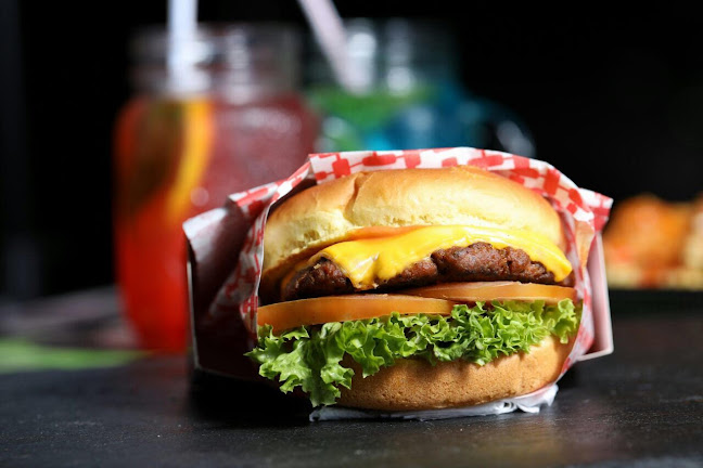 ABALLII burgers-khalifa city - Hospitality and gastronomy