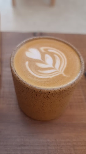 Opinii despre Zoi Cafe Qattara în Abu Dhabi - Hospitality and gastronomy