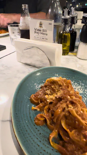 Opinii despre L'Antica Pizzeria da Michele JBR în Dubai - Hospitality and gastronomy