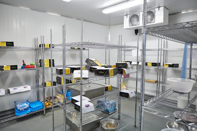 U D M A N Floral Trading LLC 183, Warehouse No-4 Road no 318 - Al Quoz Industrial Area 4 - Dubai