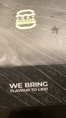 Opinii despre Just Burger, Muweilah جست برجر مويلح în Sharjah - Hospitality and gastronomy