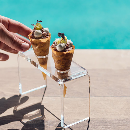 Jumeirah Beach Rd - Jumeira First - Jumeirah 1 - Dubai