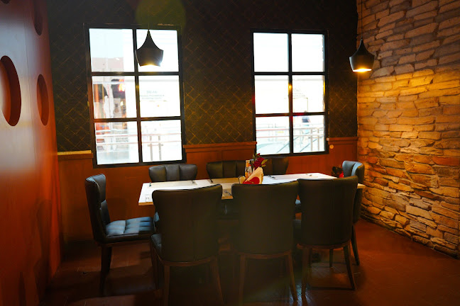 Opinii despre Golden Fork Fresh Food Restaurant în Abu Dhabi - Hospitality and gastronomy