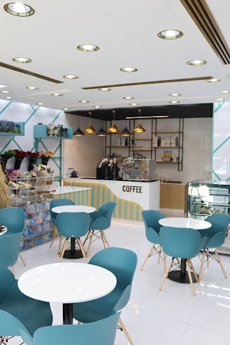 ديليكاسي فايتا للزهور والحلويات والكوفي I Delicacy Vita For Flowers , Deserts and coffee - Abu Dhabi