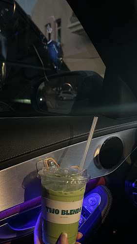 Comentarii opinii despre Two Blends - Drive Thru