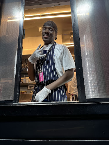 Pickl Lagoon Stop - Hospitality and gastronomy