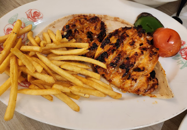 Leila Restaurant - Hospitality and gastronomy