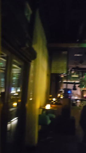 Opinii despre The Bollywood Bronx în Abu Dhabi - Hospitality and gastronomy