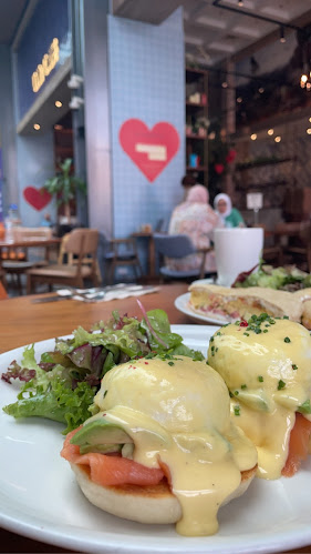 Comentarii opinii despre Urth Caffe