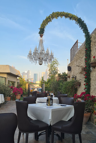 Opinii despre Ambiente în Dubai - Hospitality and gastronomy