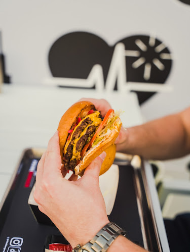 PRIME BURGER UAE - Hospitality and gastronomy