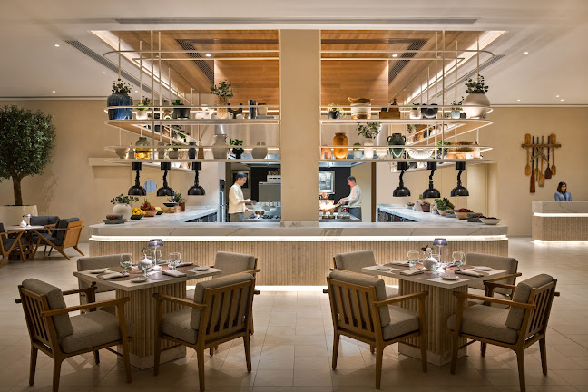 Palace Beach Resort - Al Corniche St - Al Faseel - Fujairah