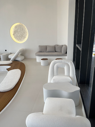 7G4G+M75 - Al Badee Suburb - Hay Hoshi - Sharjah