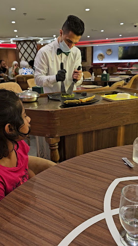 Opinii despre Al Mashawi Alhalabya Restaurant | Garhoud مطعم المشاوي الحلبية دبي القرهود în Dubai - Hospitality and gastronomy