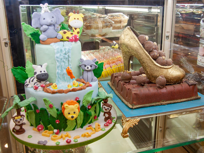 Dolci Delight Patisserie - Koisk - Hospitality and gastronomy