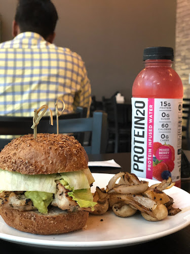 Comentarii opinii despre Athletes Kitchen