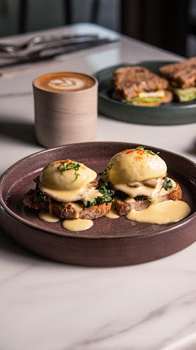 CJV6+CJ9 https://goo.gl/maps/yNvMbHfsi9ifhWkb8 - Khalifa City - SE45 - Abu Dhabi