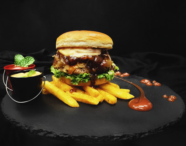 Opinii despre Grill beef burger جريل بيف برجر în Dubai - Hospitality and gastronomy