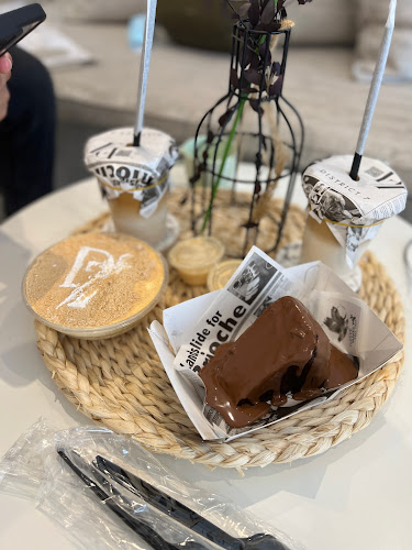 D7 - District 7 cafe