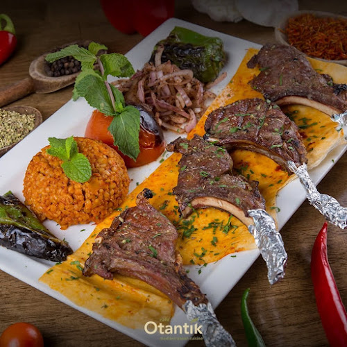 Opinii despre Otantik Café & Restaurant - TCA Branch în Abu Dhabi - Hospitality and gastronomy