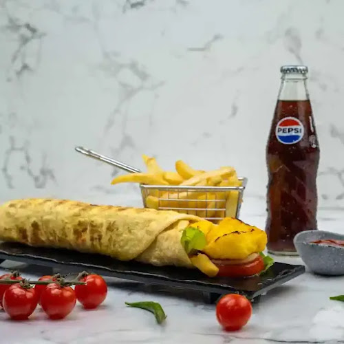 Shk. Mohammed Bin Hamed Al Sharqi St - Fujairah City Center - Fujairah